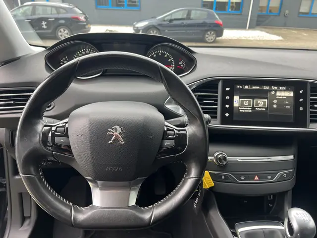 Peugeot 308 1.6 THP Active 2014 Benzine 15