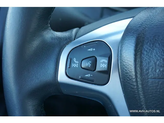 Ford EcoSport 1.0 EcoBoost Titanium 2017 Benzine 19