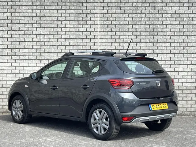 Dacia Sandero Stepway 1.0 TCe 90 Comfort 2023 Benzine 6