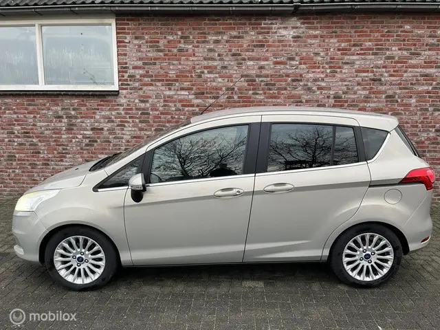 Ford B-MAX 2