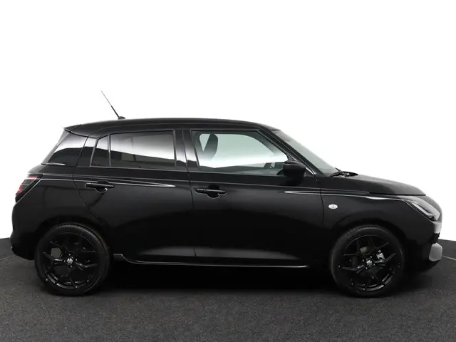Suzuki Swift 1.2 Style Smart Hybrid 2025 Benzine 13