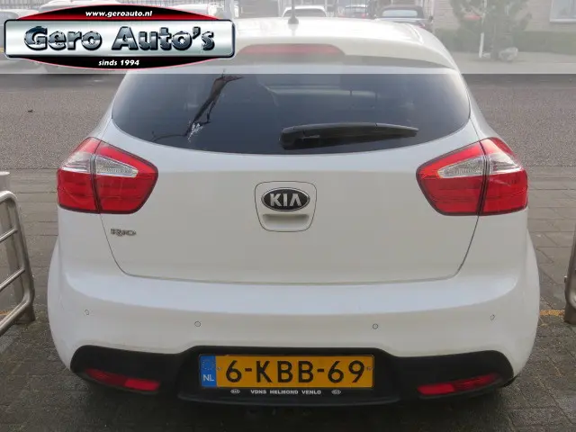 Kia Rio 1.2 CVVT Design Edition 5 deurs 2013 Benzine 8