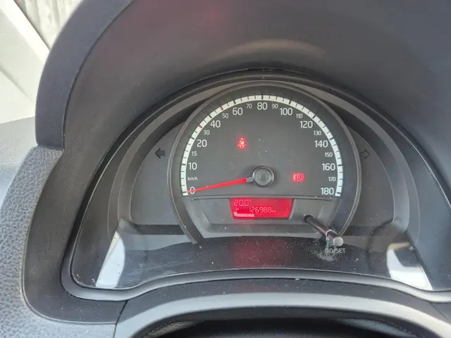 Volkswagen up! 1.0 high up! 75pk Airco, Navi 2012 Benzine 8