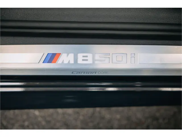 BMW 8 Serie M850i xDrive High Executive 2019 Benzine 20