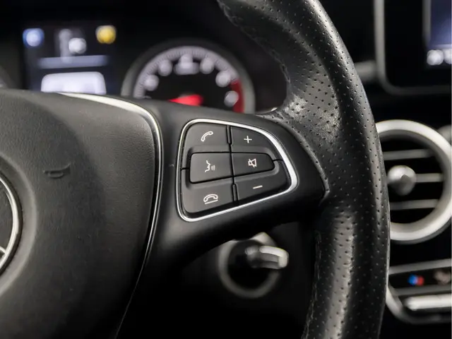 Mercedes-Benz GLC 250 4MATIC AMG Sport 2017 Benzine 19