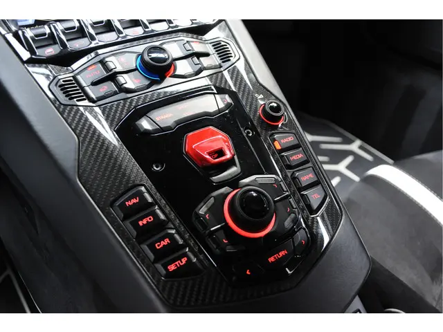 Lamborghini Aventador 6.5 V12 SVJ Roadster 2021 Benzine 18