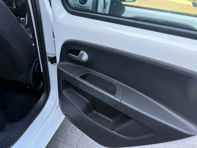 Volkswagen up! 1.0 2021 Benzine 6