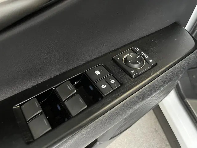 Lexus UX 250h AWD F Sport Premium 2019 Hybride Benzine 44