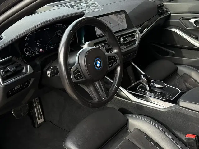 BMW 3 Serie Touring 330e xDrive 2022 Hybride Benzine 5