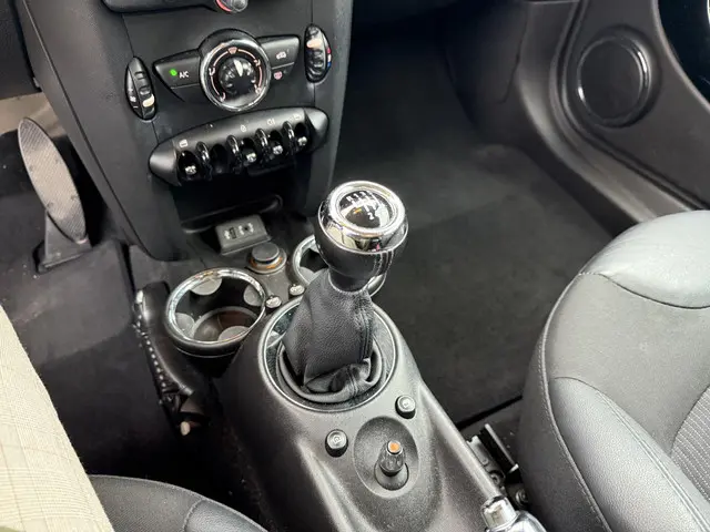 MINI One Mini 1.6 Holland Street 2013 Benzine 11