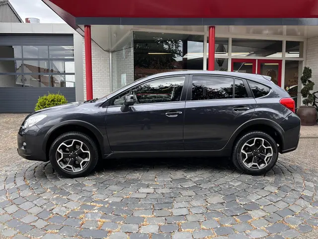 Subaru XV 2.0i Luxury AWD 2014 Benzine 2