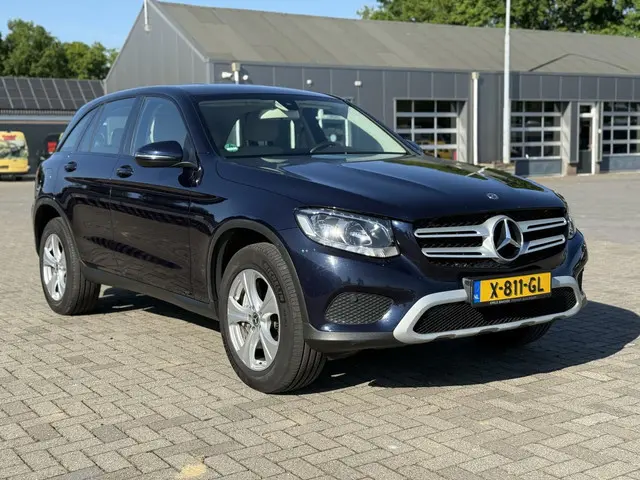 Mercedes-Benz GLC 350e 4MATIC 2018 Hybride Benzine 12