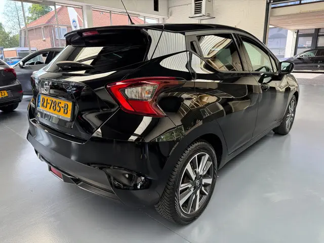 Nissan Micra 1.0L Acenta 2017 Benzine 2