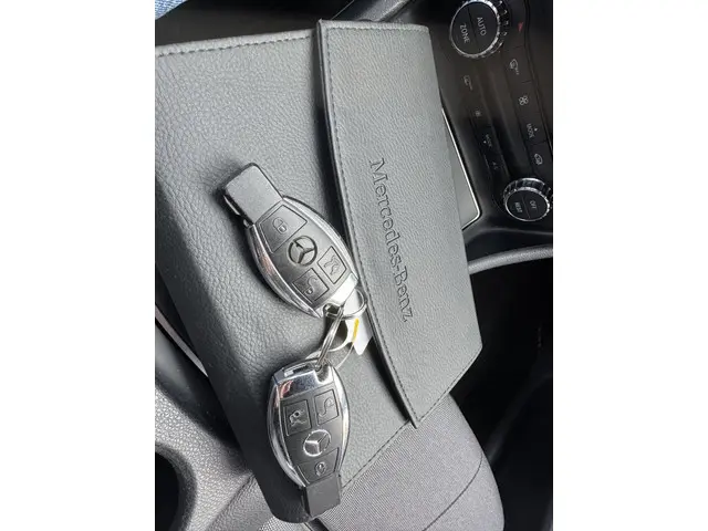 Mercedes-Benz GLA 180 Business Solution 2017 Benzine 27