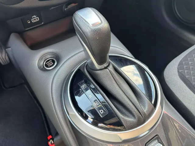 Nissan Juke DIG-T 114 DCT N-Connecta 2020 Benzine 20