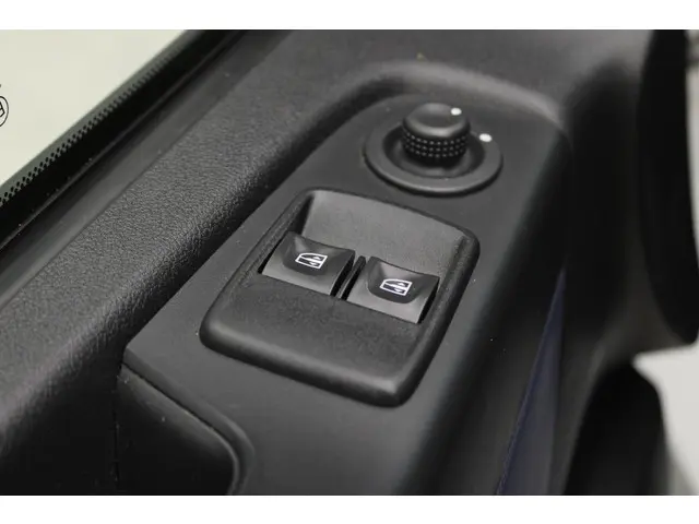 Opel Vivaro bestel 1.6 CDTI L2H1 Sport 2016 Diesel 23