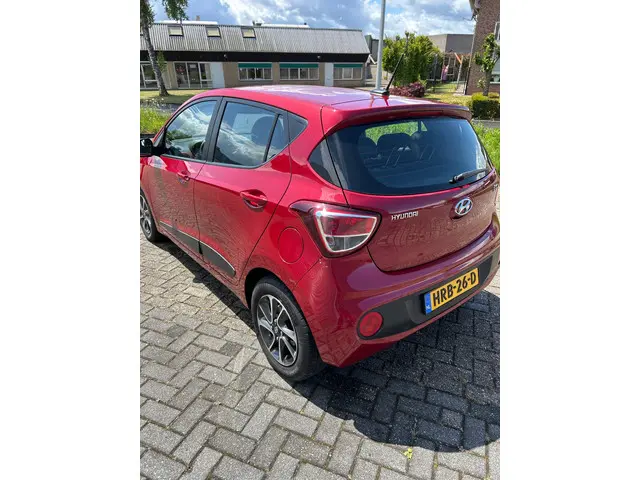 Hyundai i10 1.2i PDC metalic 2017 Benzine 6