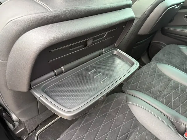 Renault Scénic 1.3 TCe Bose Black Edition 2020 Benzine 24