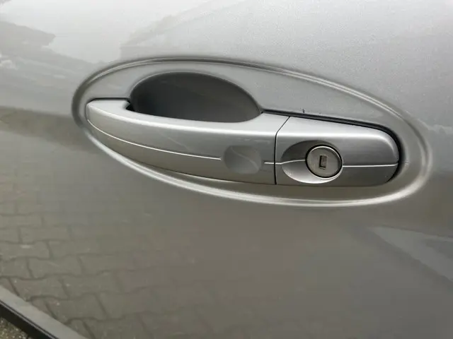 Ford C-MAX 1.5 Titanium 2018 Benzine 9