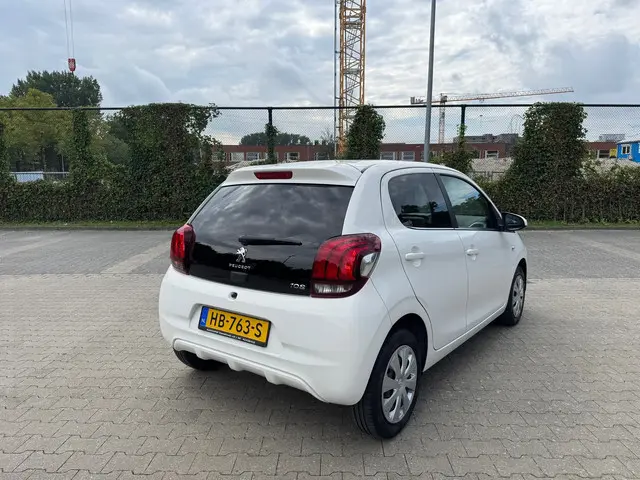 Peugeot 108 1.0 e-VTi Active 2015 Benzine 14