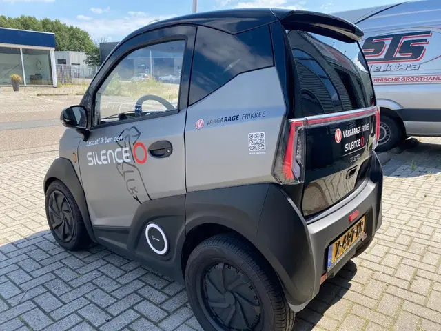 Silence S04 45 km/h BROMMOBIEL 2024 Elektrisch 7