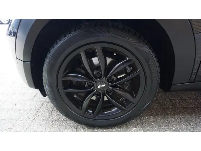 MINI Countryman 1.6 122pk Knockout Edition 2014 Benzine 45