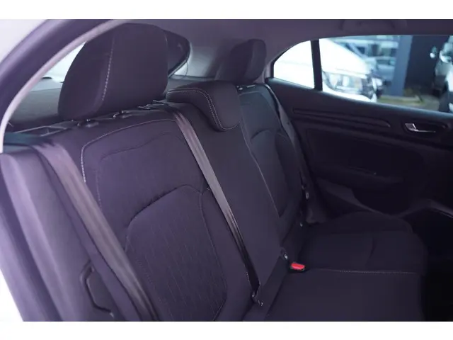 Renault Mégane 1.3 TCe Limited 2019 Benzine 33