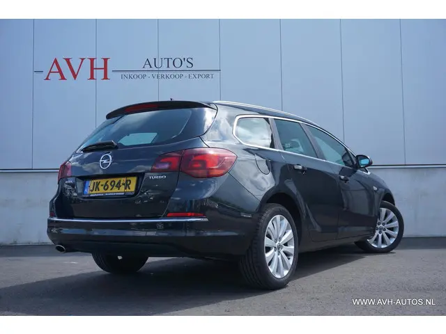 Opel Astra Sports Tourer 1.4 Turbo Sport + 2014 Benzine 3