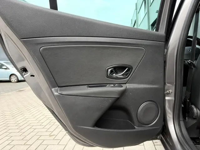 Renault Mégane 1.2 TCe Limited 2014 Benzine 14