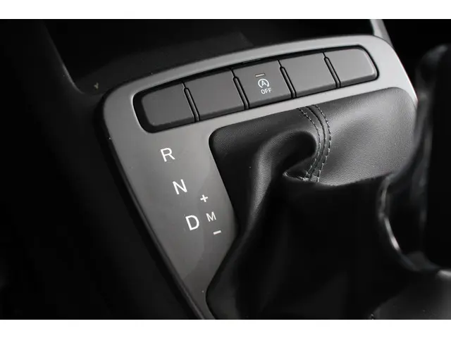 Hyundai i10 1.0 Comfort Automaat 5-zits 2024 Benzine 16