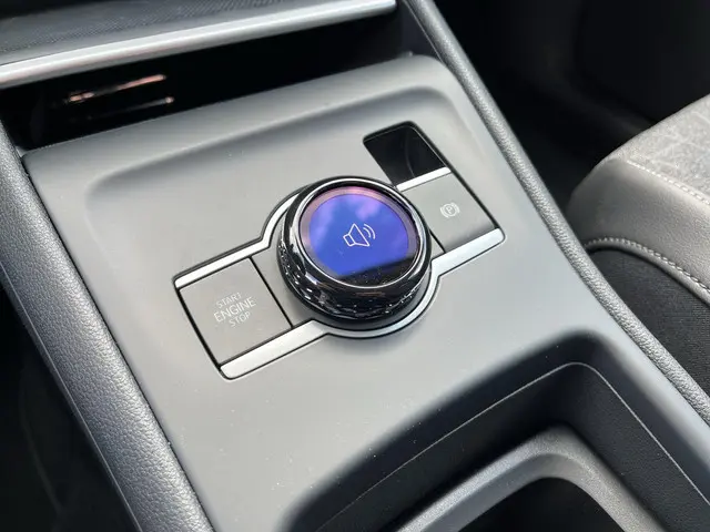 Volkswagen Tiguan 1.5 eHybrid Life Edition 2025 Benzine 22