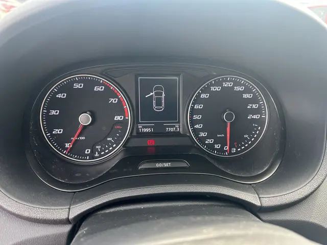 SEAT Ibiza SC 1.0 EcoTSI FR Connect 2016 Benzine 7
