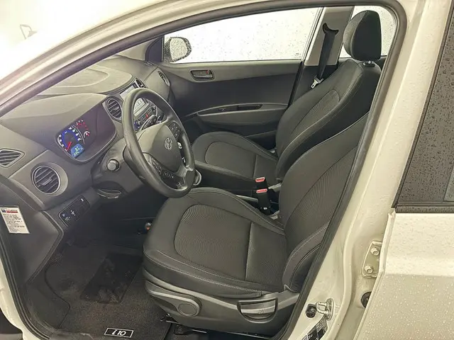 Hyundai i10 3