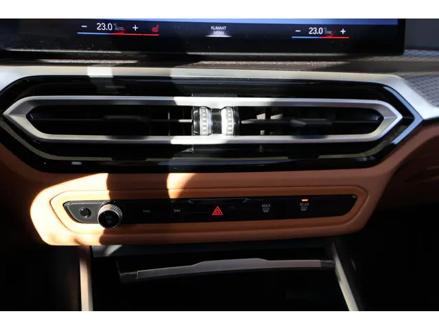 BMW 3 Serie Touring M340i xDrive 2024 Benzine 26