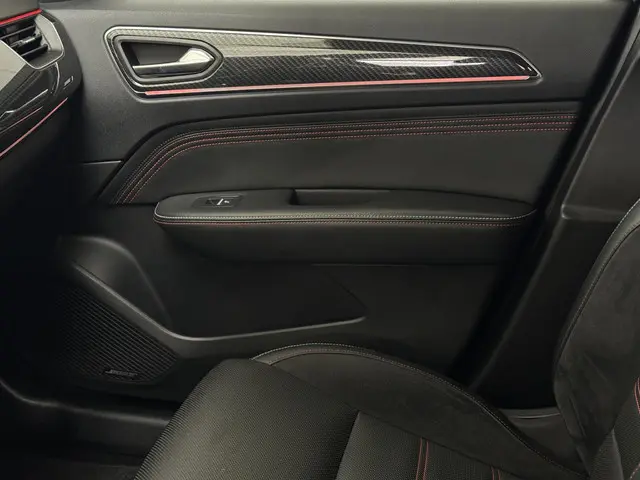 Renault Arkana 1.3 TCe 140 EDC R.S. Line 2021 Benzine 51