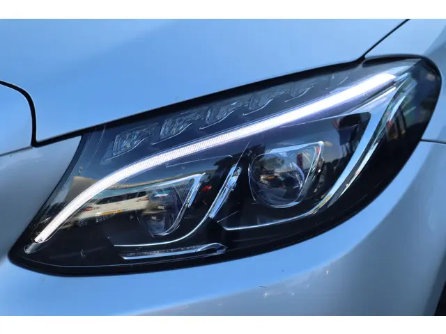 Mercedes-Benz C-Klasse 250 Ambition 2015 Benzine 35