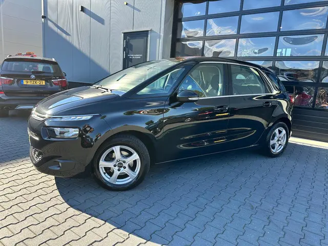 Citroën C4 Picasso 1.2 PureTech Selection 2017 Benzine 2