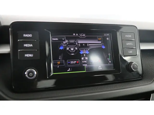 Škoda Fabia 1.0 TSI 95pk Ambition 2022 Benzine 30