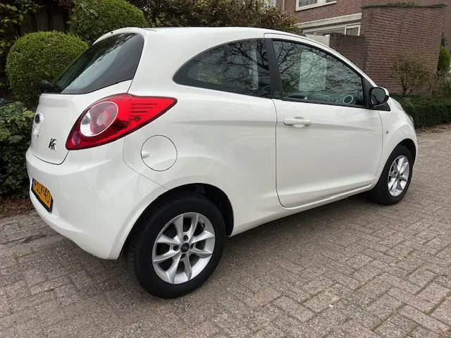 Ford Ka 1.2 Style start/stop 2013 Benzine 7