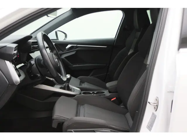 Audi A3 Sportback 30 TFSI Business edition 2020 Benzine 11