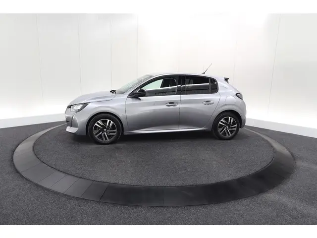 Peugeot 208 PureTech 100 Allure 2022 Benzine 68