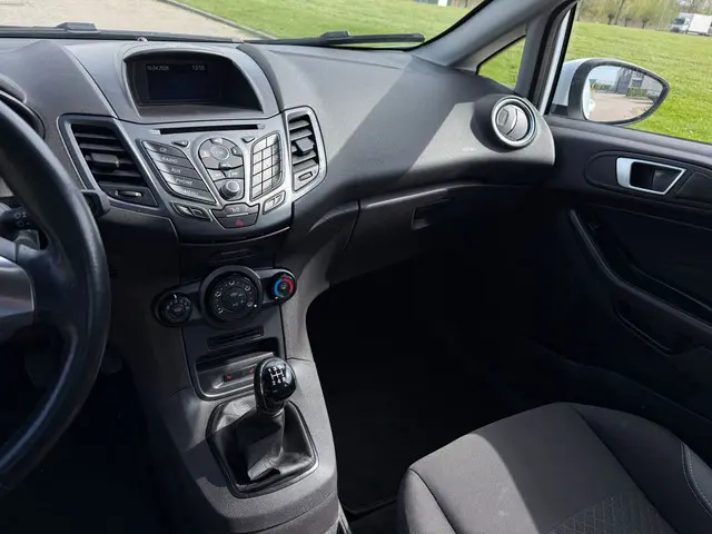 Ford Fiesta 1.25 2017 Benzine 14