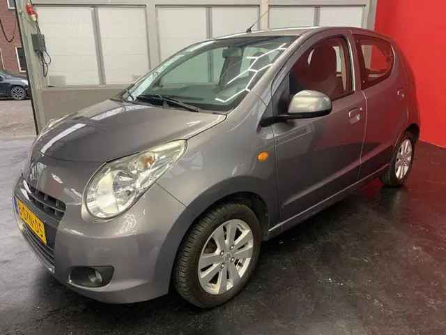 Suzuki Alto 2
