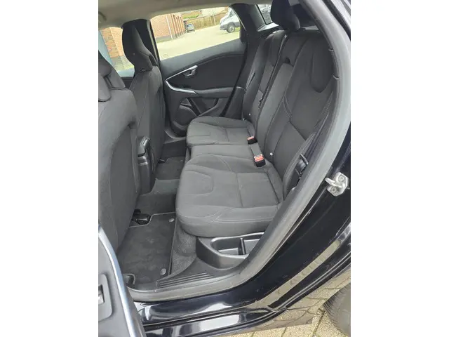 Volvo V40 Volvo v40 1.6 T2 Summum topstaat 2013 Benzine 12