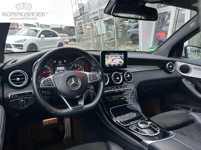 Mercedes-Benz GLC 250 4MATIC Prestige AMG 2016 Benzine 11