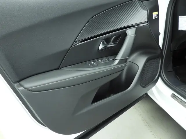 Peugeot e-2008 EV GT Pack 50 kWh 2022 Elektrisch 21