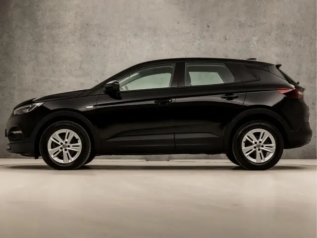 Opel Grandland X 1.2 Turbo Sport 2021 Benzine 2