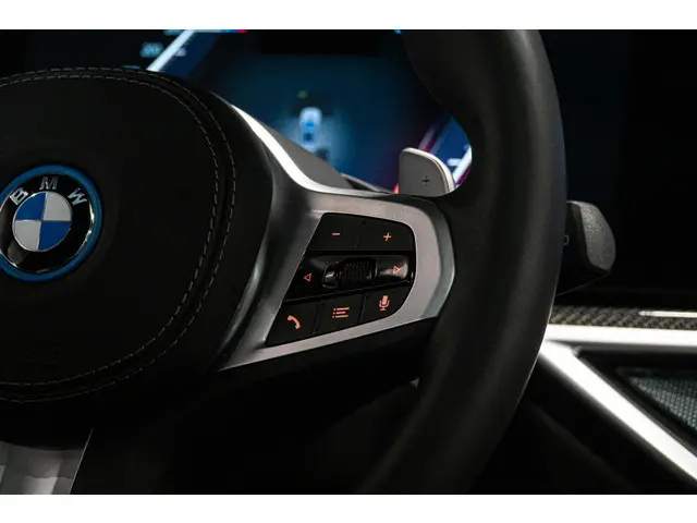 BMW X5 xDrive50e 2024 Hybride Benzine 39