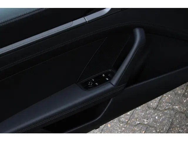 Porsche 911 3.0 Carrera 2020 Benzine 28