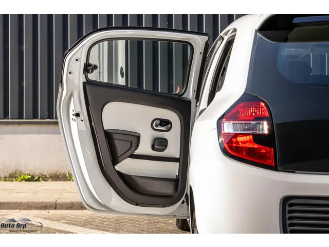 Renault Twingo 1.0 SCe Expression 2015 Benzine 25